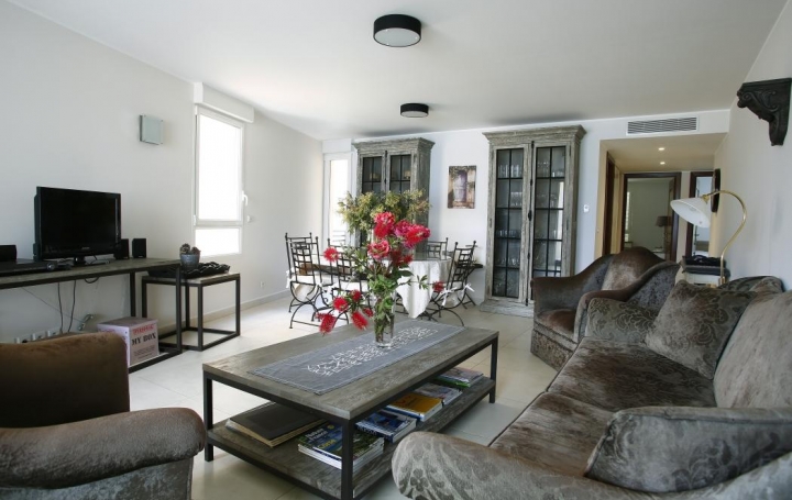 2A IMMOBILIER Calvi / L'Ile Rousse : Appartement | CALVI (20260) | 86 m2 | 850 € 